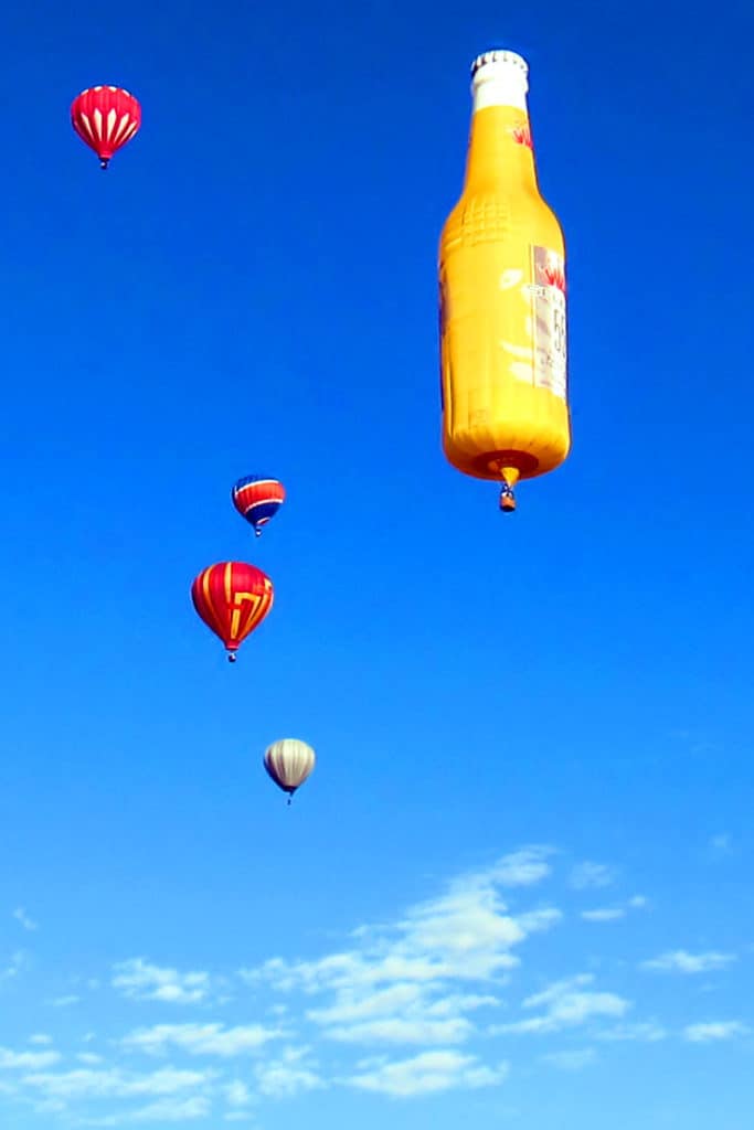 The Albuquerque Balloon Fiesta: Click for this Quick Practical Guide including the where, when, how much and useful tips for making the most of your visit to the The Albuquerque Balloon Fiesta