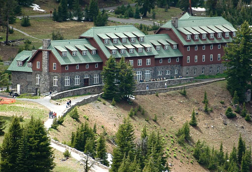 The Crater Lake Lodge