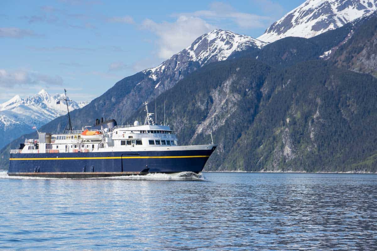 Read more about the article Best Things to Do in Haines, Alaska (Including our bear viewing video!)