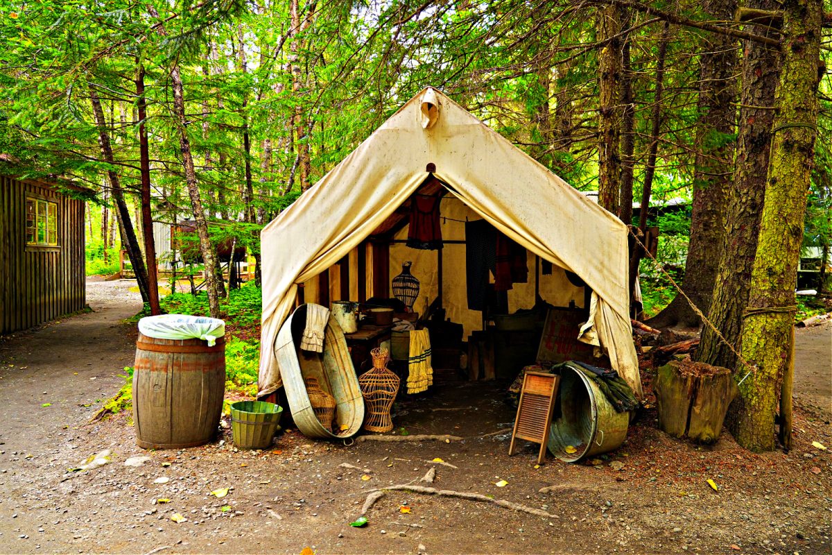 Laundry tent in Liarsville, a former boomtown created in the 19th century for journalists who came to cover the Klondike Gold Rush in southeast Alaska

