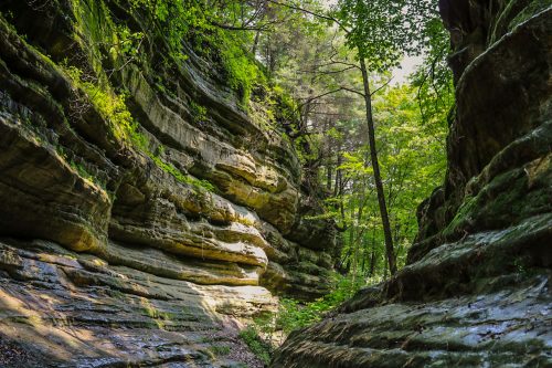 The gorgeous rock formation at Starved Rock State Park
