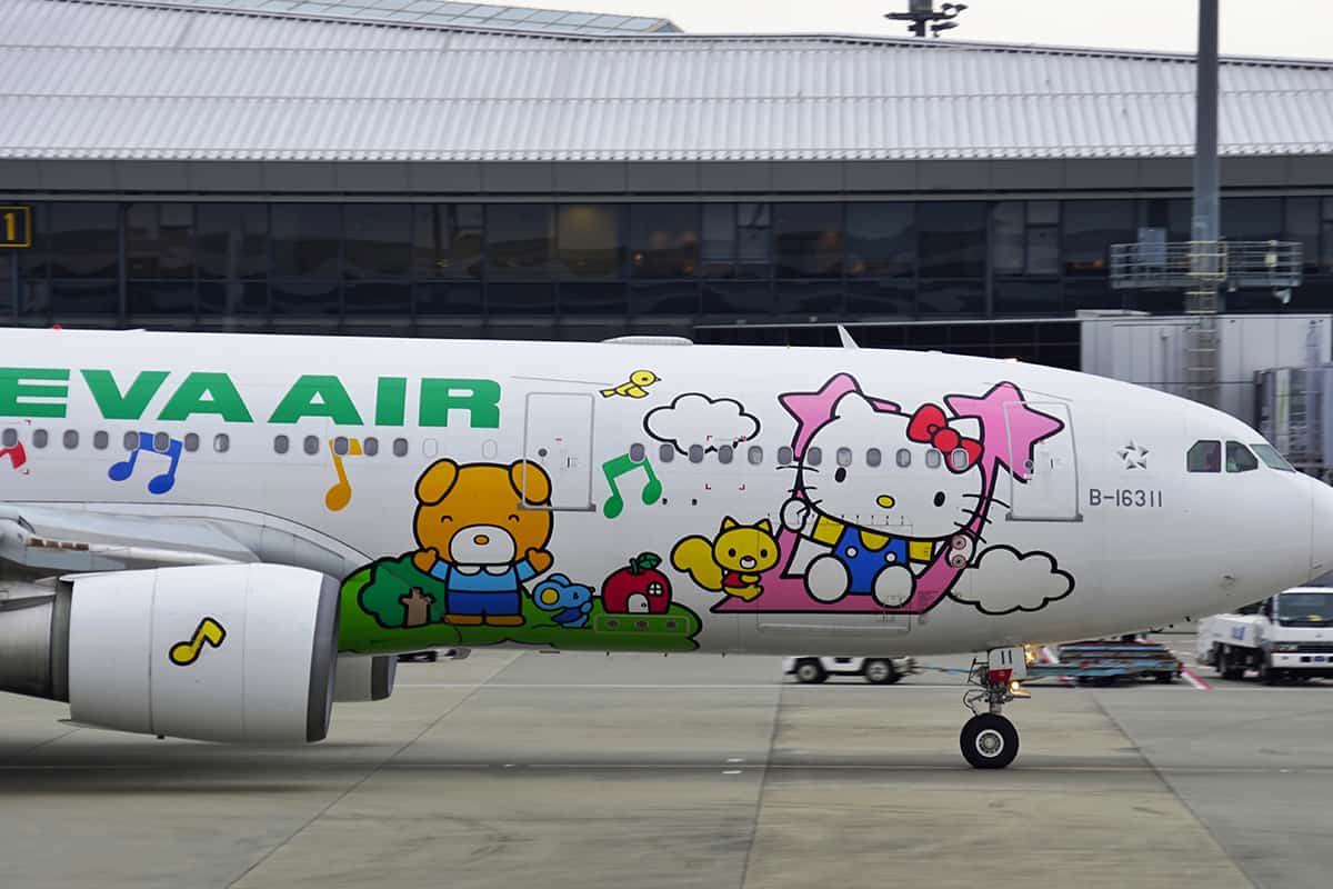 An Airbus A330 from Taiwanese airline Eva Air decorated in a Hello Kitty livery at Narita International Airport