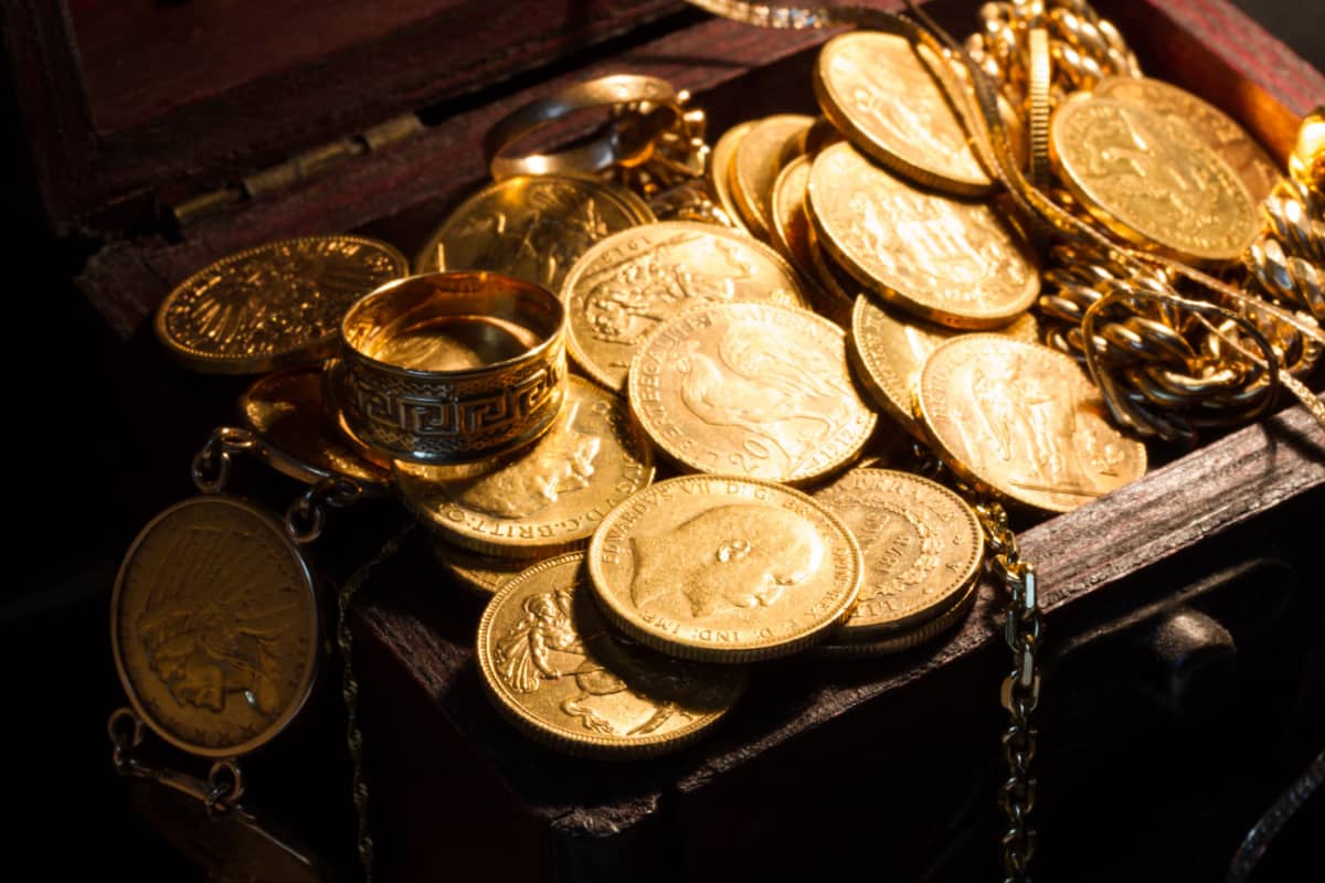 buried riches of golds