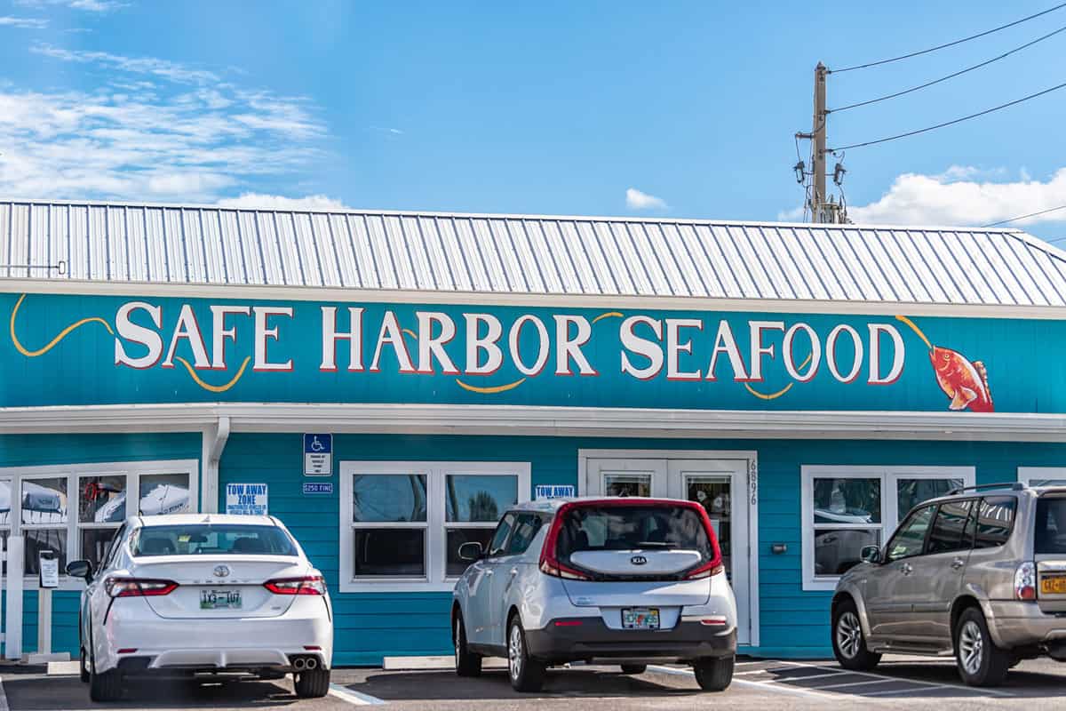 Safe Harbor Seafood restaurant in Florida