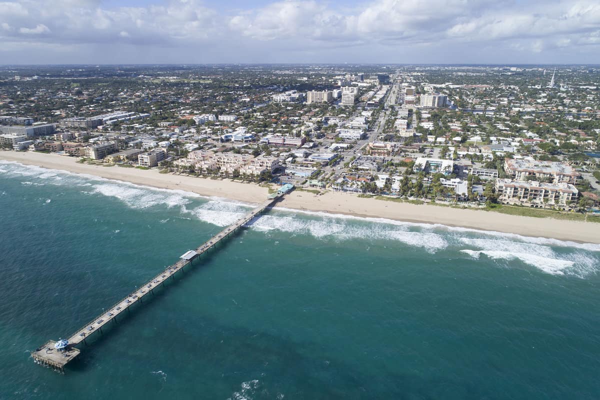Aerial photograph of Anglins Fishing Pier in Florida