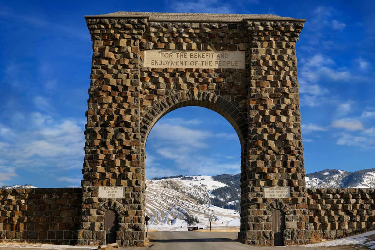 North entrance of Yellowstone National park, Roosevelt Arch