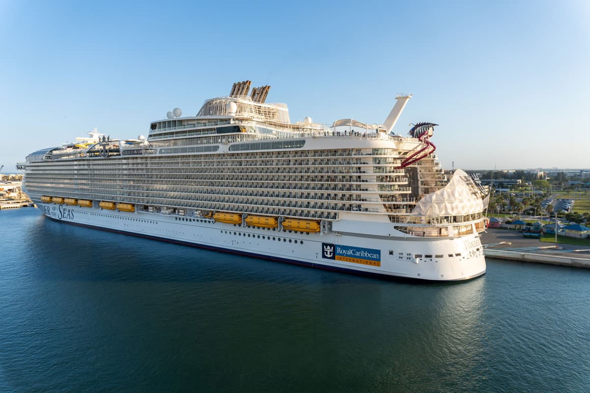 Wonder of the Seas cruise ship flagship of Royal Caribbean International (RCL)  Oasis class of cruise ship largest cruise ship in the world