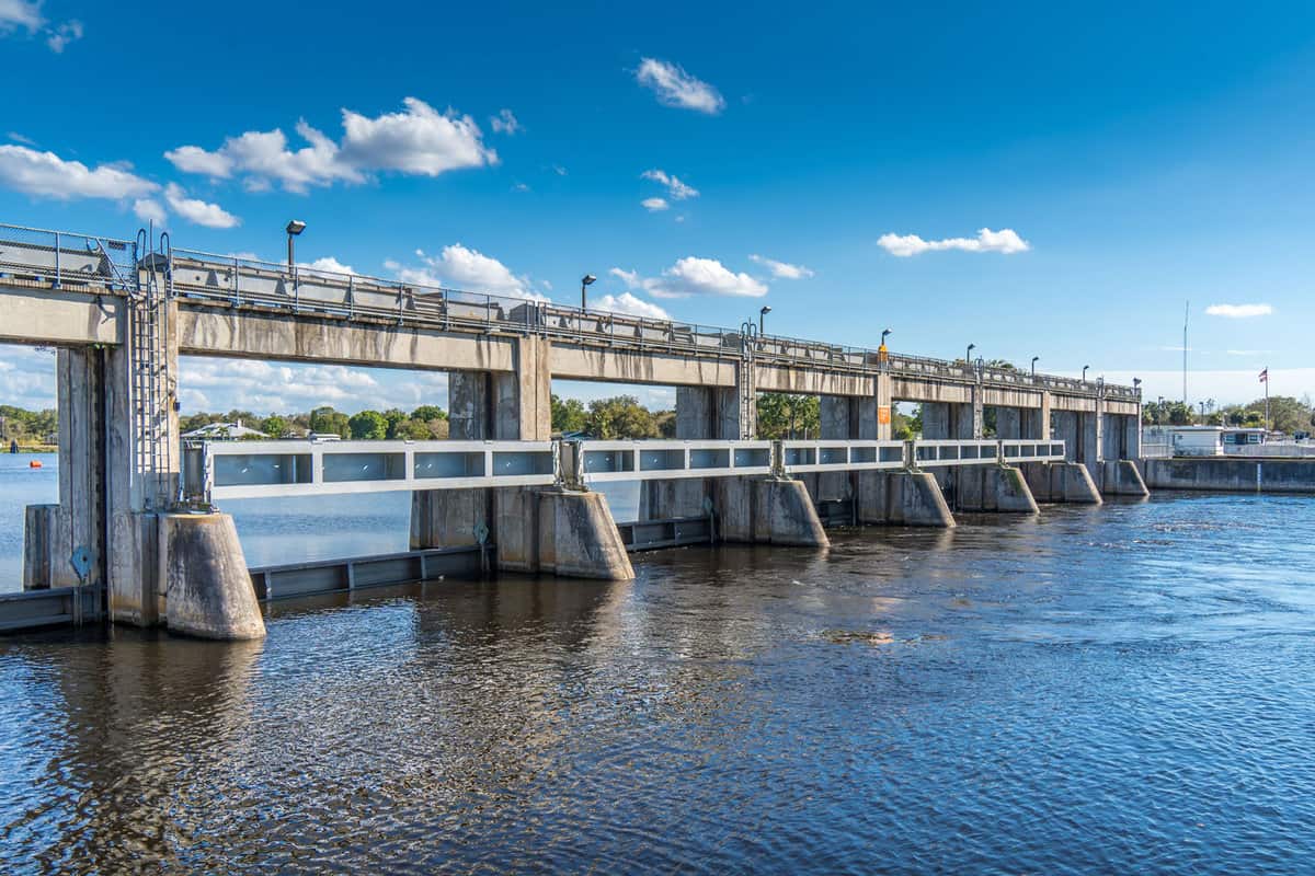 An angled view of the Franklin Locks in Alva Florida on Caloosahatchee river