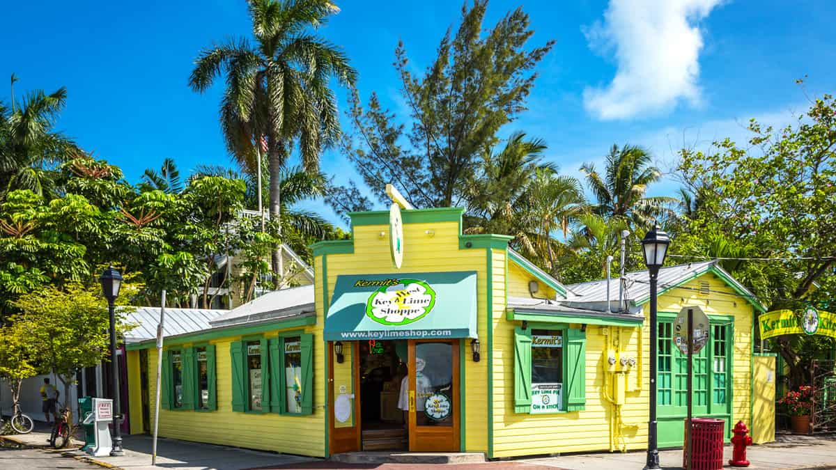 The Kermit's shopping in Key West, considered one of the best lime pie in city, USA