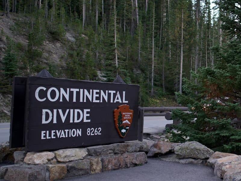 The continental divide sign in Yellowstone National Park