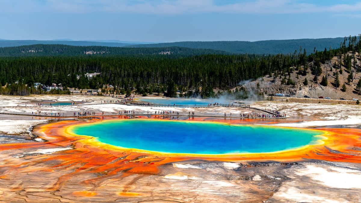 Grand Prismatic Spring Yellowstone national park 1600x900