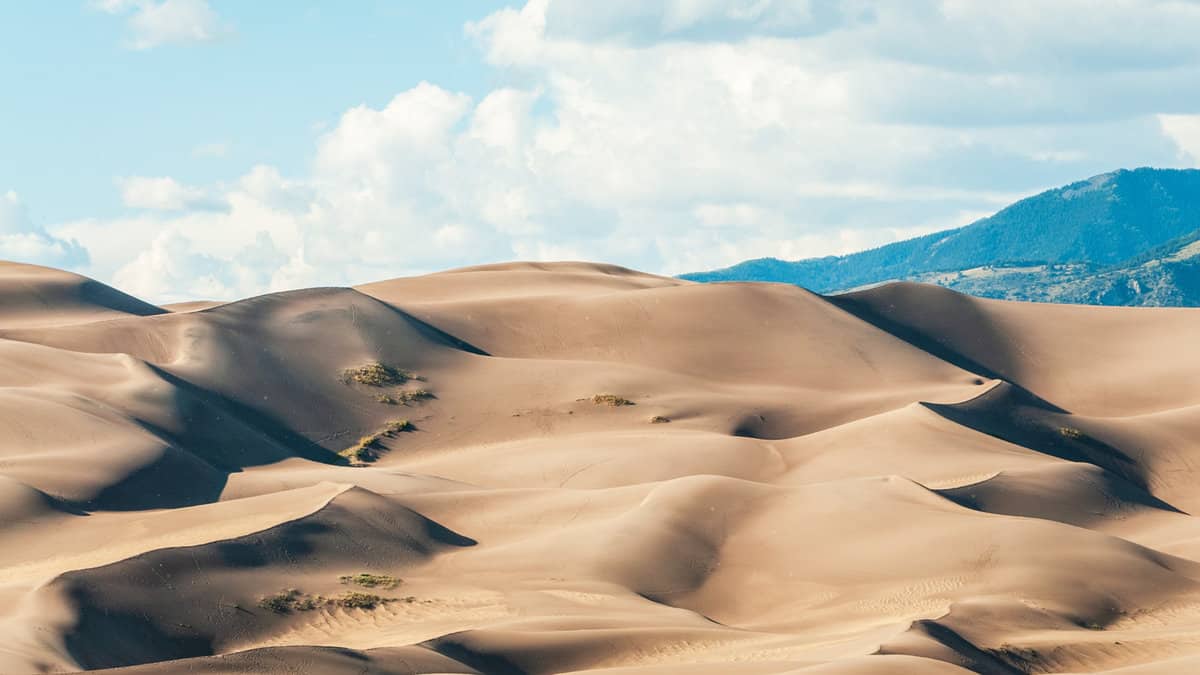 Great Sand Dunes National Park and Preserve in Colorado1600x900