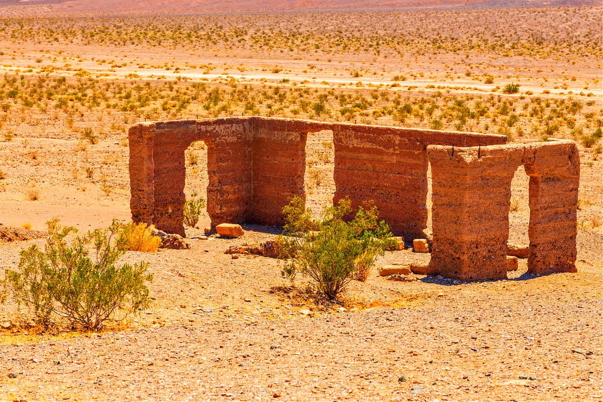 Ashford Mill Ruins, remains of an ore mine, Death Valley, California, USA