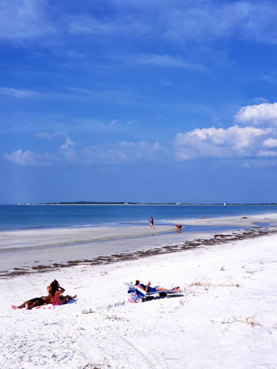 Caladesi State Park, Pinellas County, Florida, USA, Gulf of Mexico, people on beach,