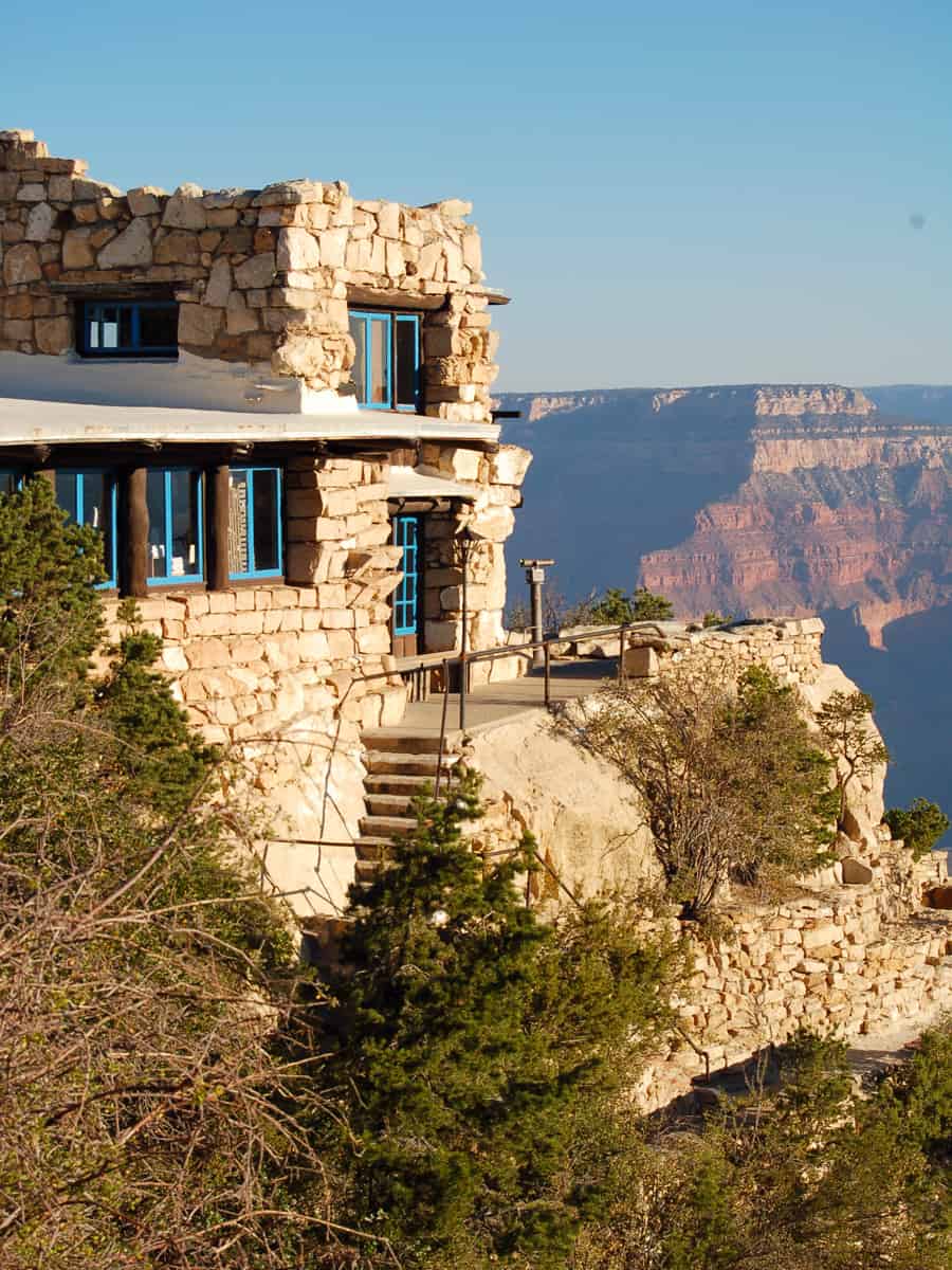 Grand Canyon lodge