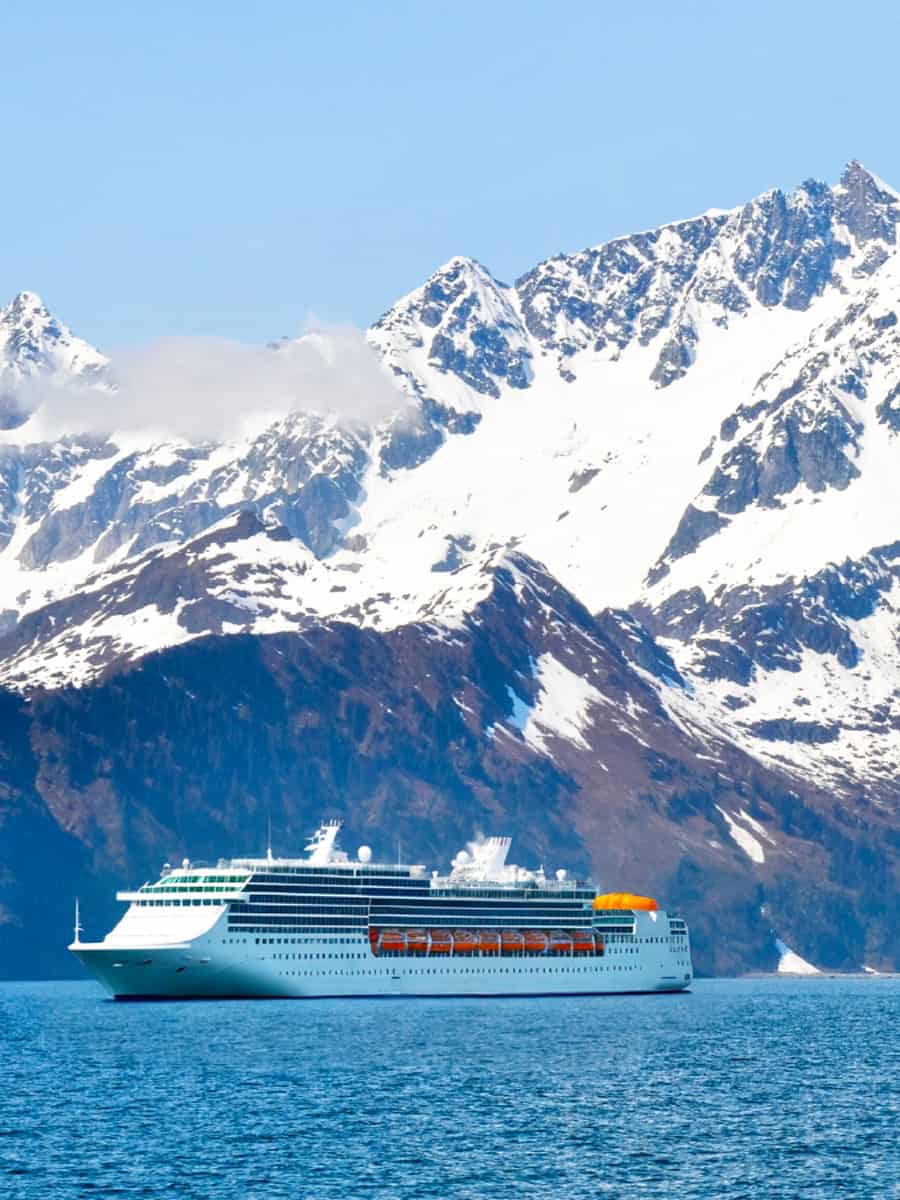 Cruise Tour in Kenai Fjords National Park
