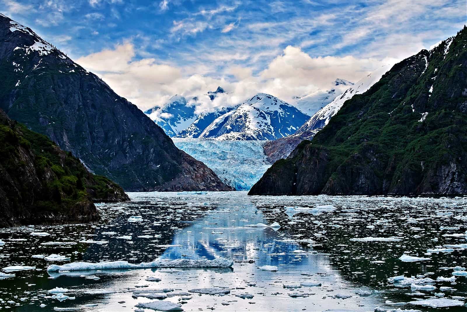Sawyer Glacier at the end of Tracy Arm Fjord, Alaska