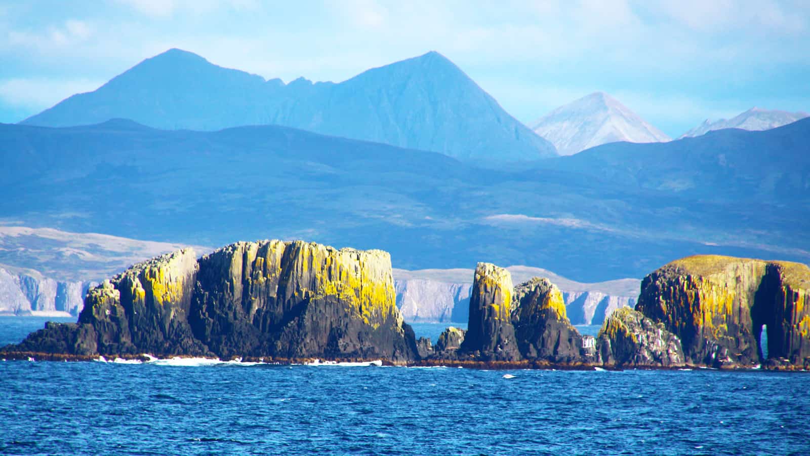 Alaska, Coast of Unga Island-Aleutian Islands, United States 1600x900